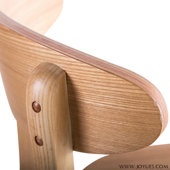 the detail of oak wood dining chair