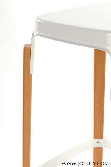 bar stool detail